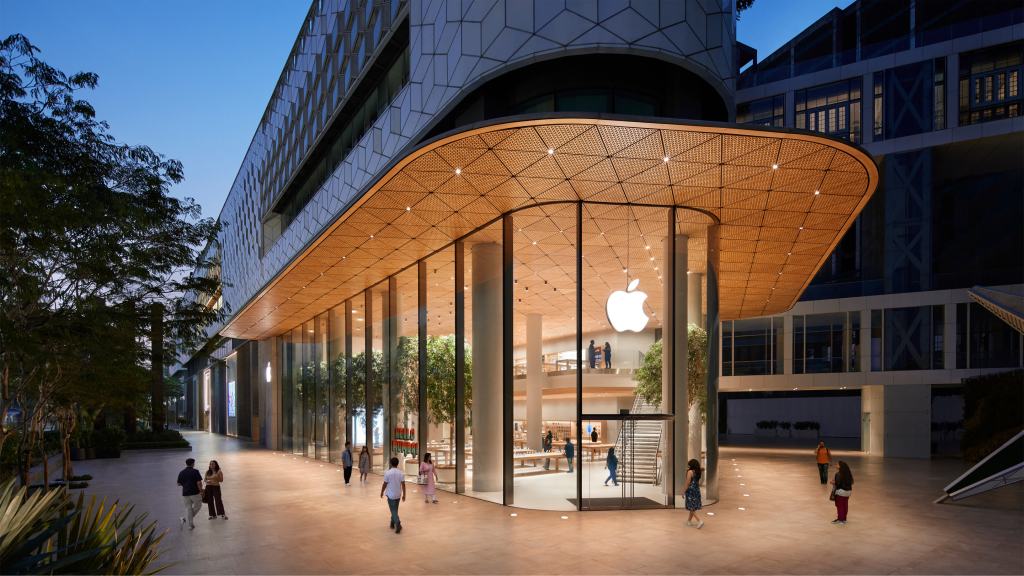 Apple Strengthens Presence in India with Dedicated Store App Launch